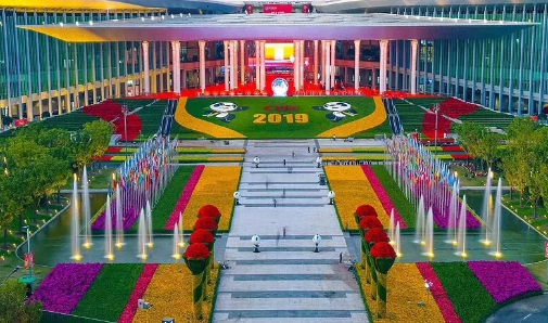 【护航进博会】世界的盛会 他们的战场 热爱着热爱 奔赴下一场山海