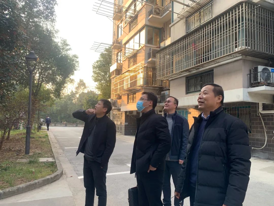 【基层治理】华新镇：党建引领破堵点 初心架起幸福梯