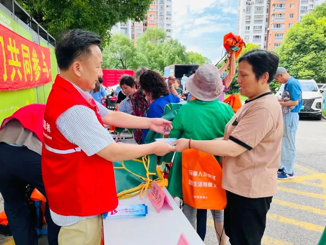 【党群阵地】华新镇悦欣居民区党群服务站：暖心服务“一老一小”，托起“朝夕”幸福生活