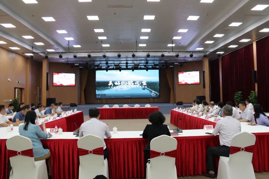 【基层治理】区建管委：党建引领“四好农村路” 铺筑乡村振兴“快车道”