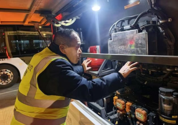 【基层动态】青发集团：党群同心护平安 迎战寒潮显担当