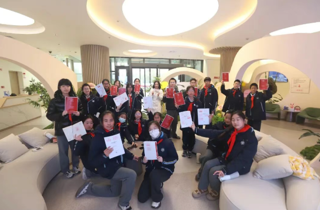 这节“行走党课”藏着啥秘密？竟让学生感悟如此之深！