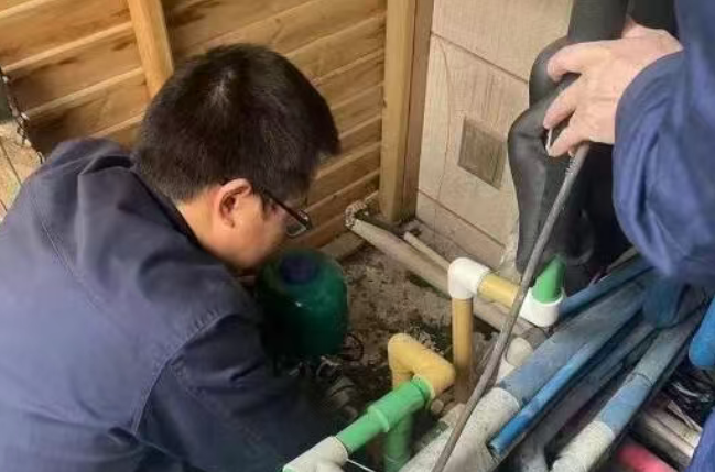 【基层治理】徐泾镇：党建引领红色物业 高效赋能基层治理