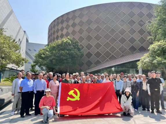【乡村振兴在路上】华新镇叙中村：打造乡村“聚宝盆”，走出田园生“金”新路径