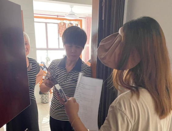 【学思想 强作风 建新功】一支部一实事｜盈浦街道双桥居民区党支部：一扇小门暖民心 一路畅行解民忧