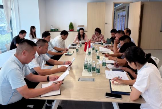 【物业治理】徐泾镇诸光路居民区：党建牵线 “三驾马车”跑出治理加速度