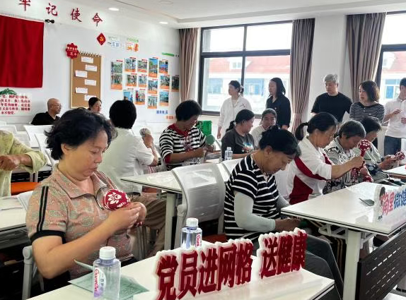 【基层治理】区卫健委：百名党员沉网格 健康服务暖民心